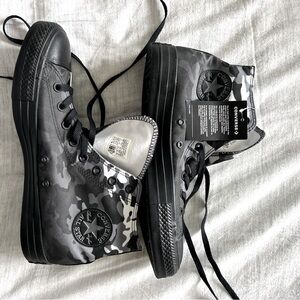 NWT Converse Chuck Taylor Black Camo High Tops